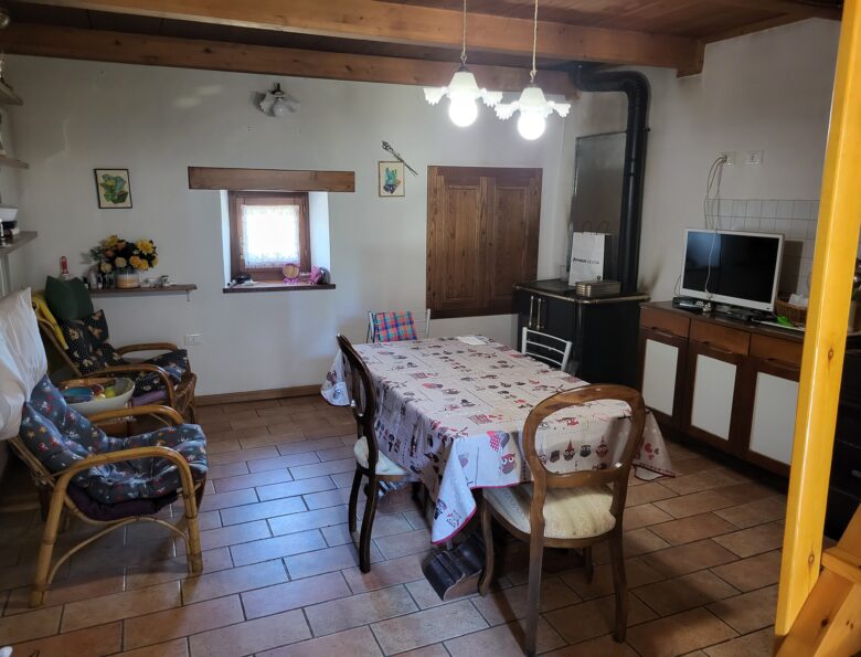 Appartement Sole in Toscane voor 4 tot 6 gasten met privéterras, zwembad en wifi