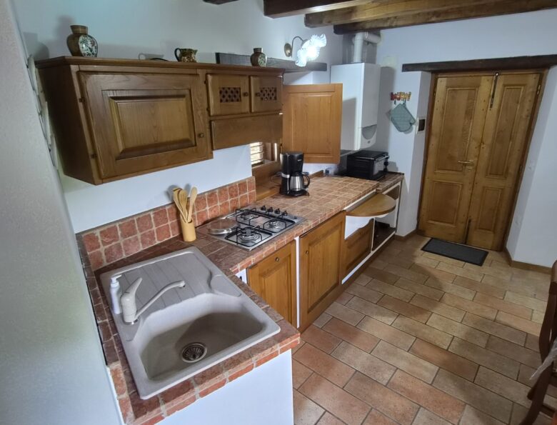 Eigen keuken van vakantieappartement Terra in Toscaanse stijl