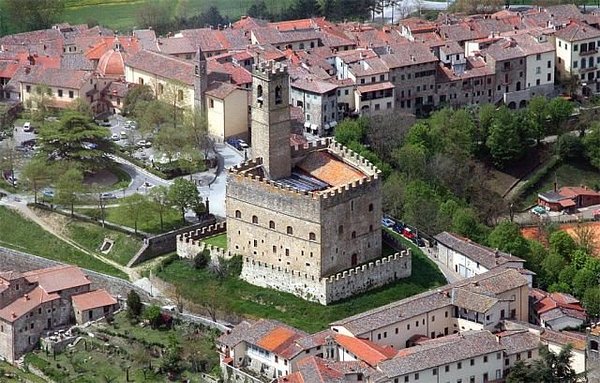 Poppi, een aantrekkelijke dagtrip vanaf Borgo Vista Serena