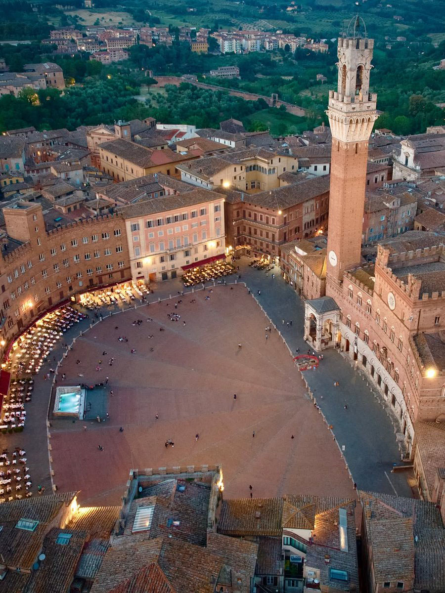 Duomo en historisch centrum van Siena in Toscane