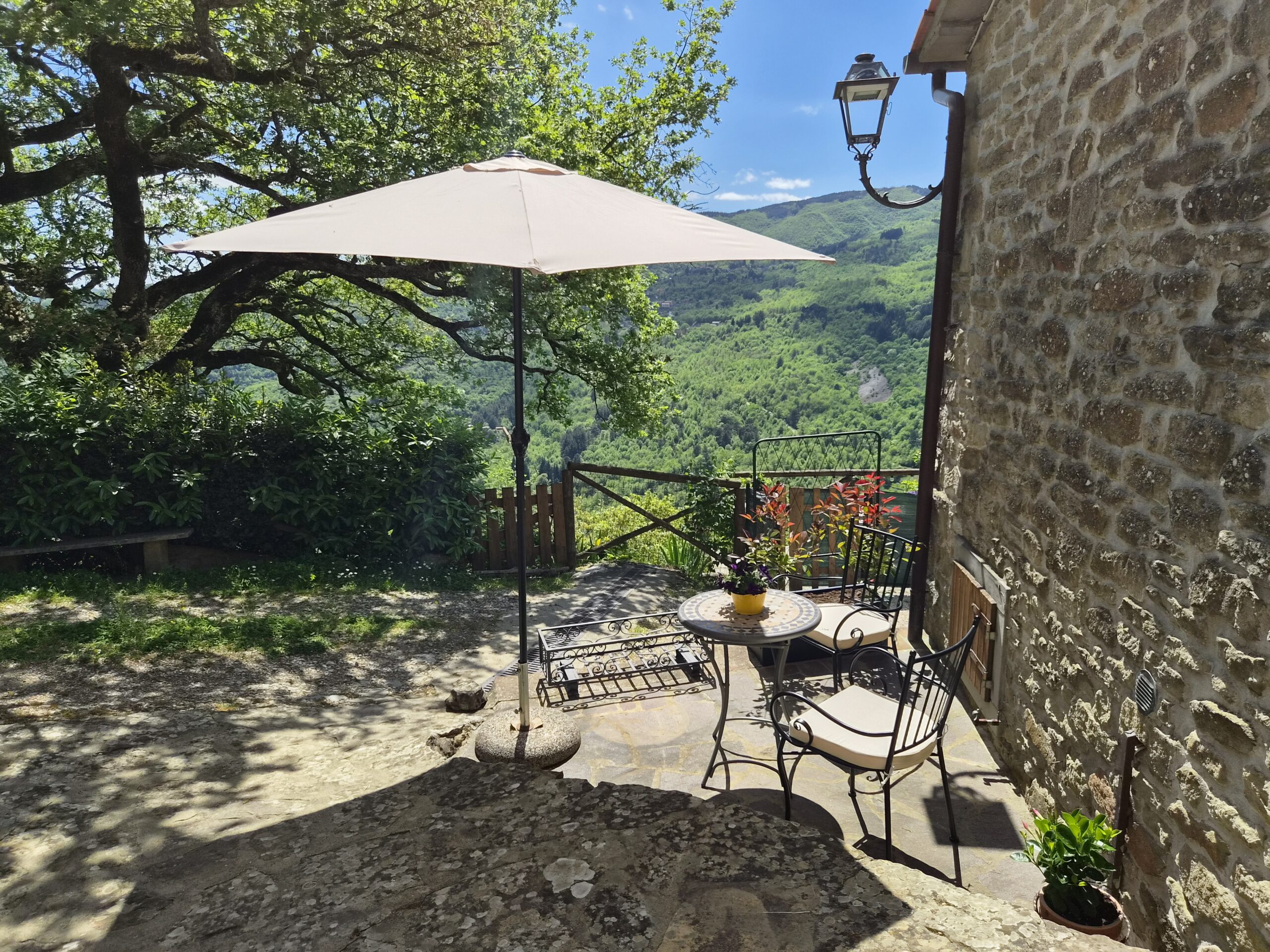 Appartement Toscane prijs met privéterras en panoramisch uitzicht
