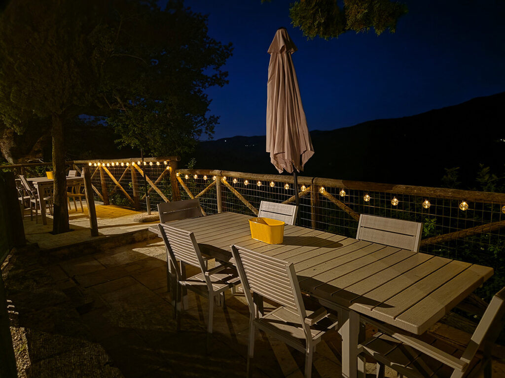 Privéterras van Appartement Terra met uitzicht over Toscane