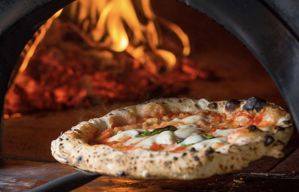 Pizza-avond bij Borgo Vista Serena in Toscane