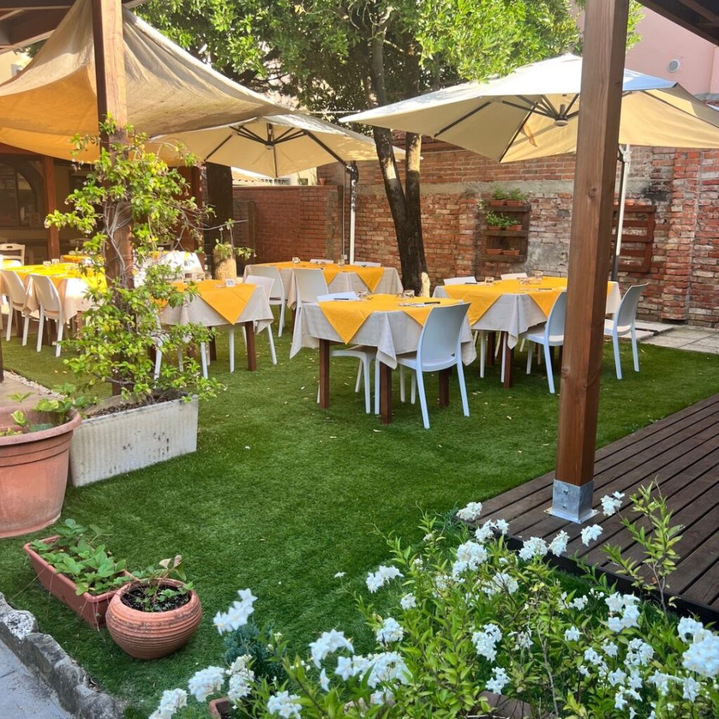 Privéterras van Appartement Terra met uitzicht over Toscane